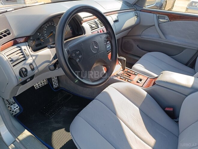 Mercedes E 220 2000, 400,000 km - 2.2 l - Bakı
