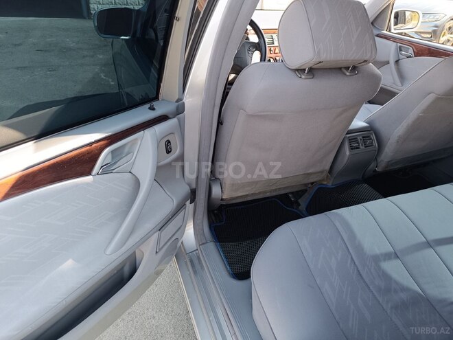 Mercedes E 220 2000, 400,000 km - 2.2 l - Bakı