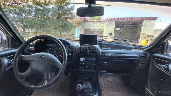 GAZ 31105 2005, 153,000 km - 2.4 l - Qazax
