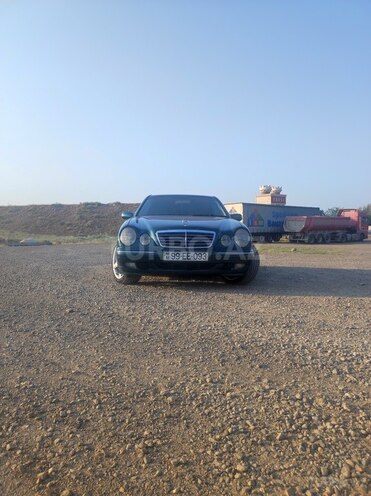 Mercedes E 220 2000, 298,000 km - 2.2 l - Tovuz