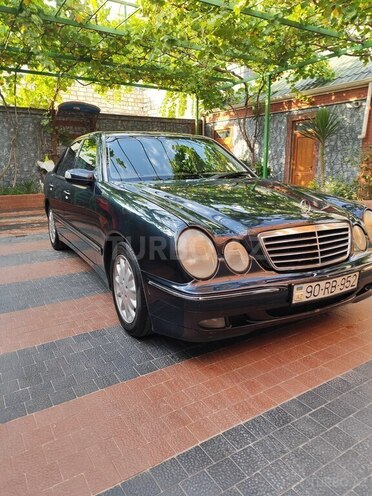 Mercedes E 220 d 2000, 497,000 km - 2.2 l - Bakı