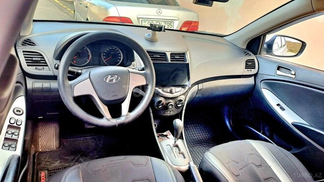 Hyundai Accent 2014, 232,000 km - 1.6 l - Bakı