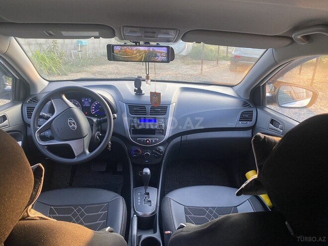 Hyundai Accent 2016, 185,000 km - 1.6 l - Bakı