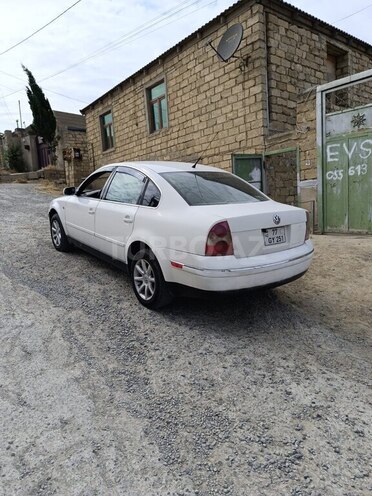 Volkswagen Passat 2004, 238,500 km - 1.8 л - Bakı