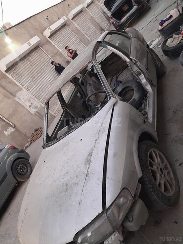 Opel Vectra 1999, 200,000 km - 2.0 l - Bakı