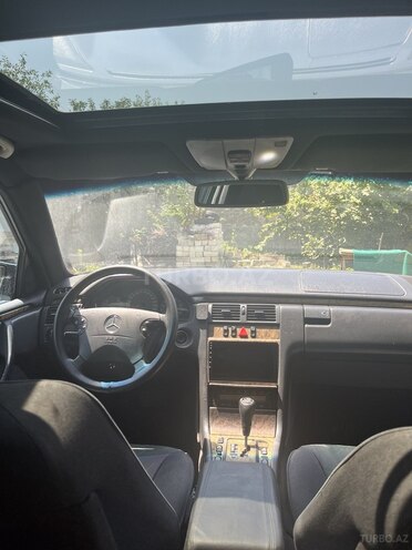 Mercedes E 220 d 2000, 398,000 km - 2.2 л - Ağstafa