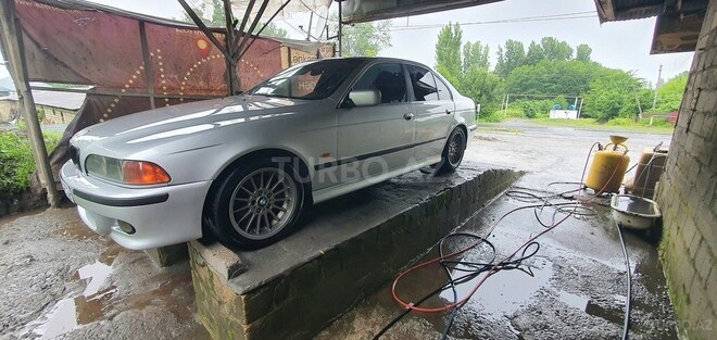 BMW 528 1998, 380,000 km - 2.8 л - Bakı