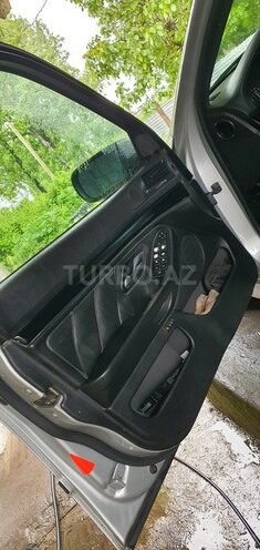 BMW 528 1998, 380,000 km - 2.8 л - Bakı