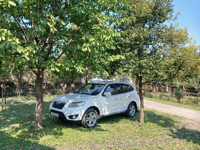 Hyundai Santa Fe 2010, 259,000 km - 2.4 л - Zaqatala