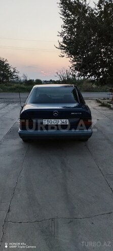 Mercedes E 200 d 1989, 249,867 km - 2.0 l - Şəmkir