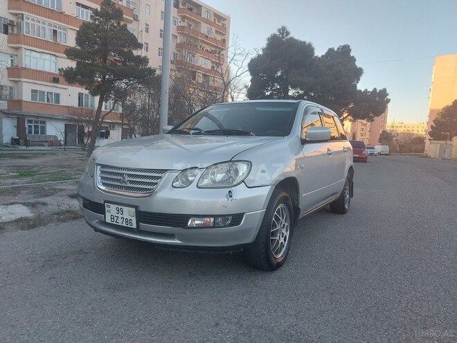 Mitsubishi Airtrek 2001, 230,000 km - 2.0 л - Bakı