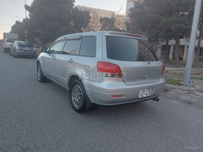 Mitsubishi Airtrek 2001, 230,000 km - 2.0 л - Bakı