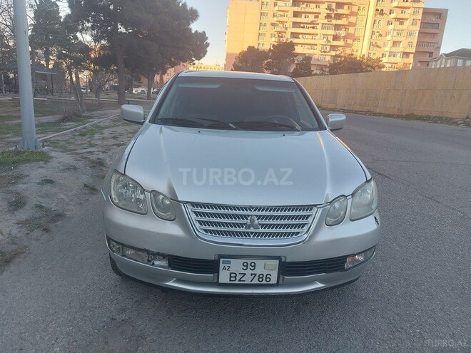 Mitsubishi Airtrek 2001, 230,000 km - 2.0 л - Bakı