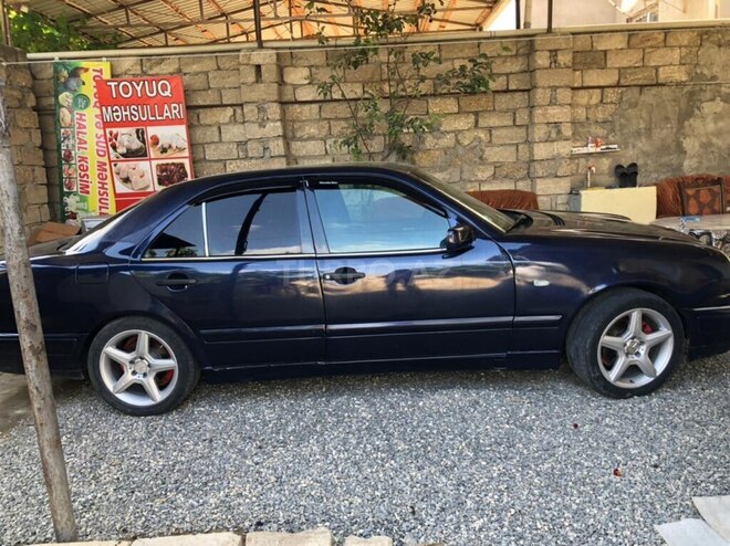Mercedes E 200 1996, 458,550 km - 2.0 л - Bakı