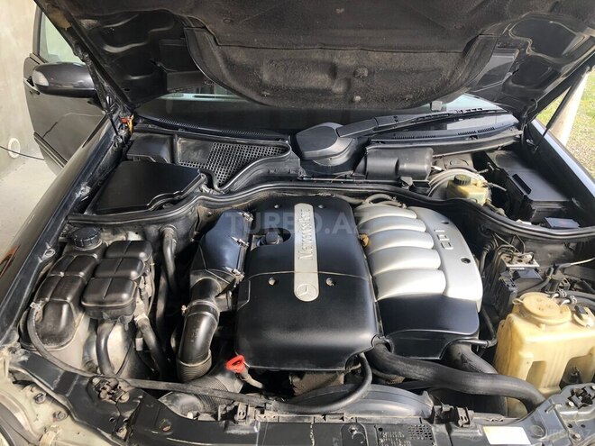 Mercedes E 270 2002, 560,000 km - 2.7 l - Bakı