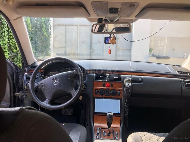 Mercedes E 270 2002, 560,000 km - 2.7 l - Bakı