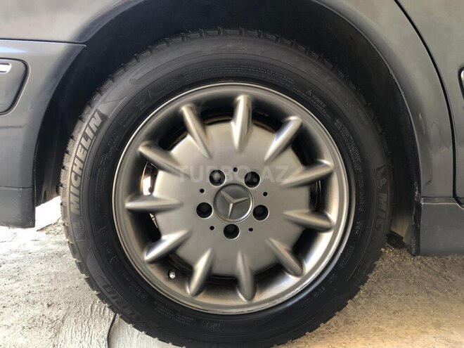 Mercedes E 270 2002, 560,000 km - 2.7 l - Bakı