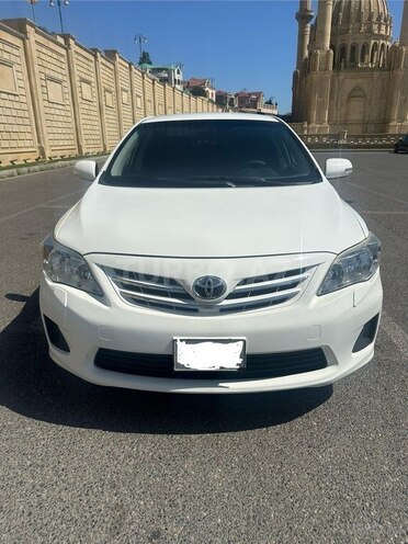 Toyota Corolla 2013, 187,300 km - 1.6 l - Bakı