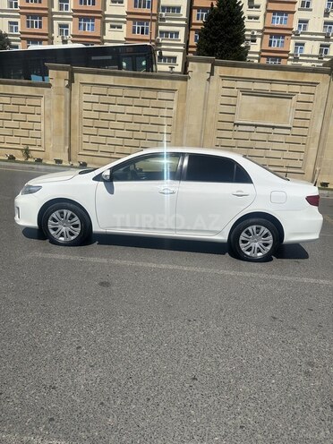Toyota Corolla 2013, 187,300 km - 1.6 l - Bakı