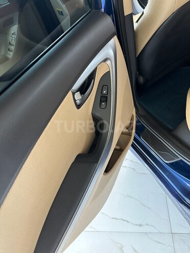 Hyundai Elantra 2013, 154,000 km - 1.8 л - Bakı