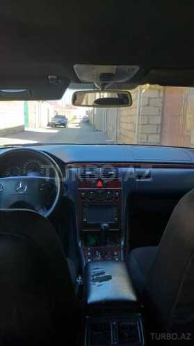 Mercedes E 220 2000, 423,000 km - 2.2 l - Masallı