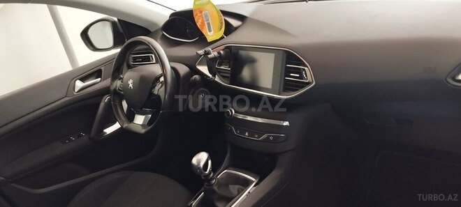 Peugeot 308 SW 2015, 246,000 km - 1.6 л - Quba
