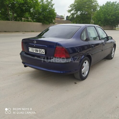 Opel Vectra 1995, 178,900 km - 1.6 л - Xudat