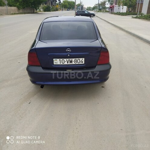 Opel Vectra 1995, 178,900 km - 1.6 л - Xudat