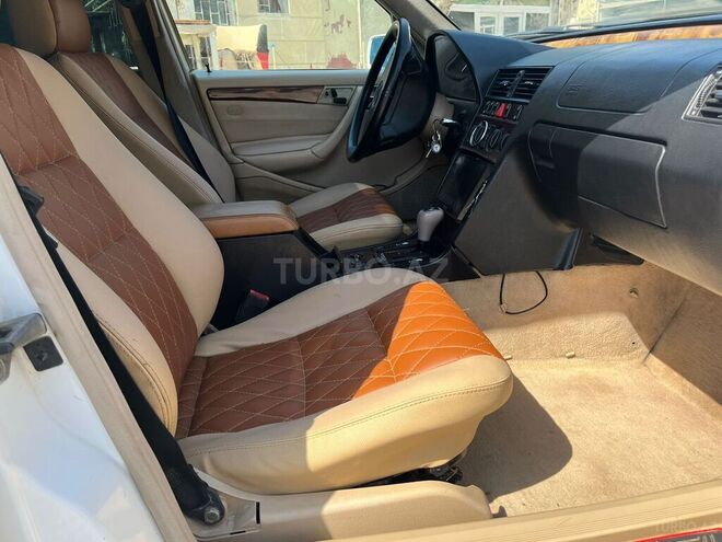 Mercedes C 230 1998, 266,000 km - 2.3 l - Bakı