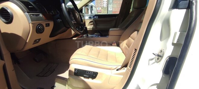 Volkswagen Touareg 2005, 146,000 km - 3.2 л - Bakı