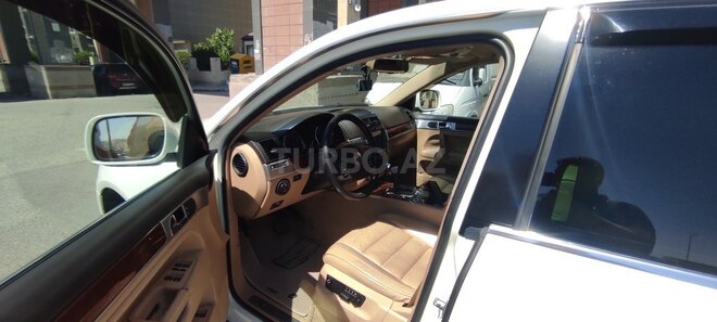 Volkswagen Touareg 2005, 146,000 km - 3.2 л - Bakı