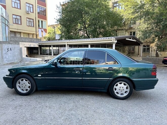 Mercedes C 200 2000, 349,000 km - 2.0 l - Bakı