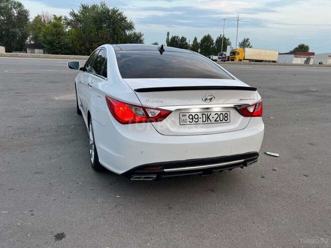 Hyundai Sonata 2011, 222,000 km - 2.4 l - Ucar