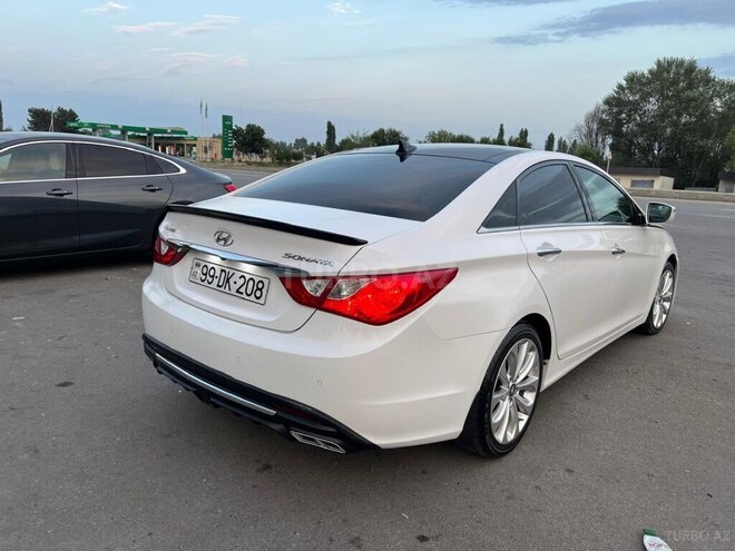 Hyundai Sonata 2011, 222,000 km - 2.4 l - Ucar