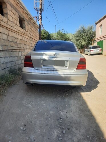 Opel Vectra 1999, 580,000 km - 1.8 l - Mingəçevir