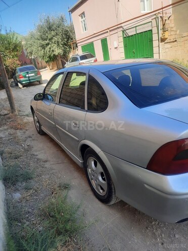 Opel Vectra 1999, 580,000 km - 1.8 l - Mingəçevir