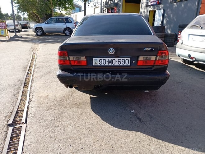 BMW 520 1994, 300,000 km - 2.0 l - Bakı