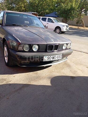 BMW 520 1994, 300,000 km - 2.0 l - Bakı