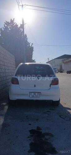 Toyota Vitz 2000, 270,000 km - 1.0 l - Bakı