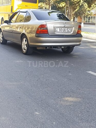 Opel Vectra 1996, 258,000 km - 1.8 l - Sumqayıt