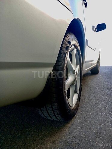 Toyota Corolla 2005, 258,500 km - 1.5 л - Bakı