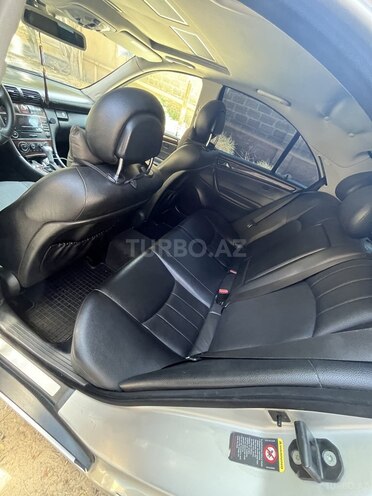 Mercedes C 240 2005, 258,000 km - 2.6 l - Bakı