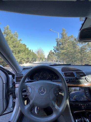 Mercedes E 240 2004, 400,000 km - 2.6 л - Bakı