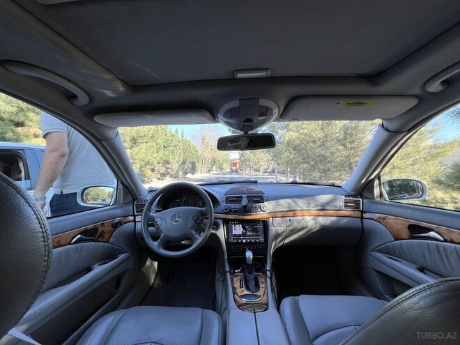 Mercedes E 240 2004, 400,000 km - 2.6 л - Bakı
