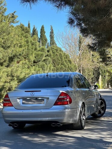 Mercedes E 240 2004, 400,000 km - 2.6 л - Bakı