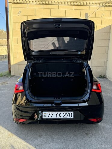 Hyundai i20 2023, 15,000 km - 1.4 l - Bakı