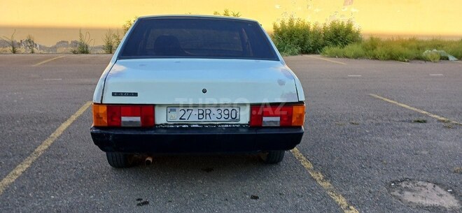 LADA (VAZ) 21099 1996, 128,211 km - 1.6 l - Salyan