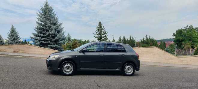 Toyota Corolla 2005, 253,000 km - 1.4 l - Qusar