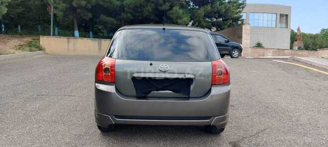 Toyota Corolla 2005, 253,000 km - 1.4 l - Qusar
