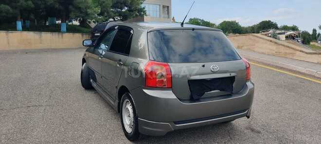 Toyota Corolla 2005, 253,000 km - 1.4 l - Qusar